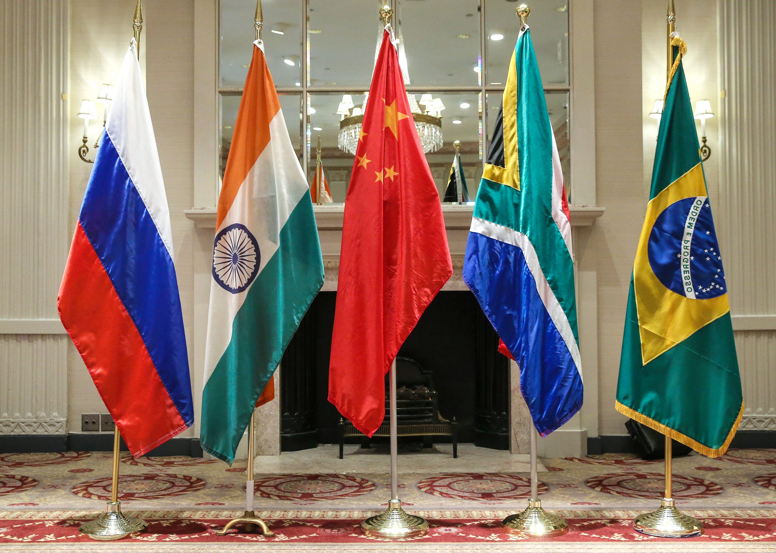 BRICS: R de Rússia